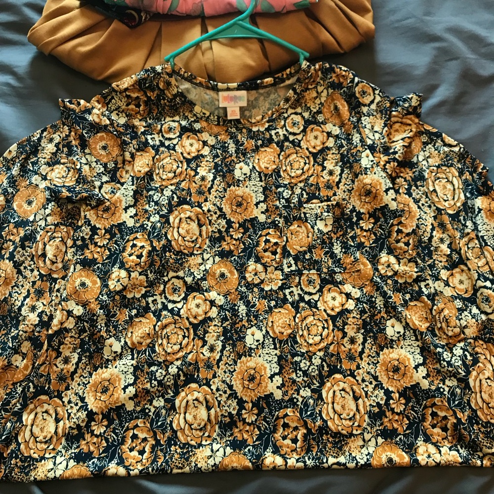 🌷XS FLORAL CARLY🌷